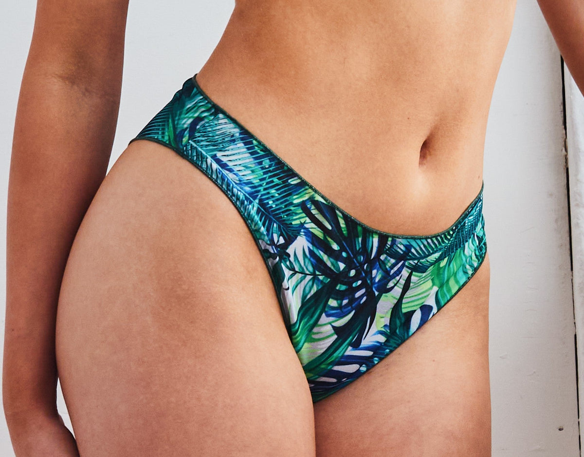 High-Waisted vs Full-Coverage Bikini Bottoms: Which Is Right for You?